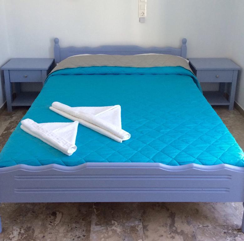 Pension Askas Aegiali Room photo